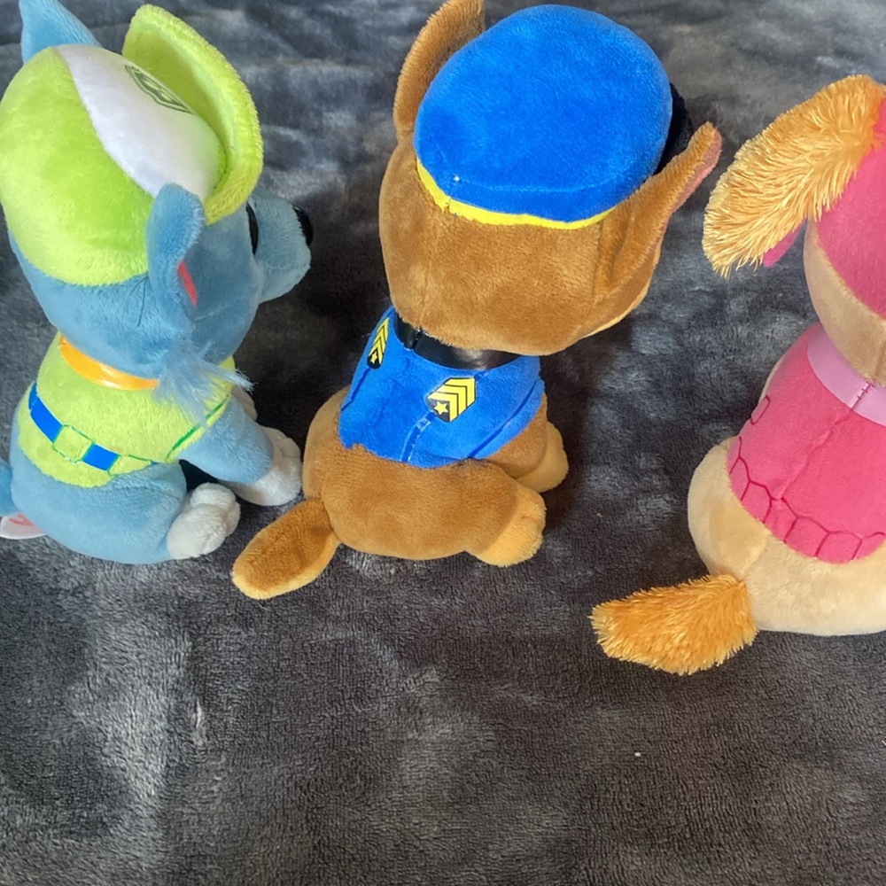 Ty Paw Patrol 6” Chase & 3” Chase key chain - Picture 3 of 6